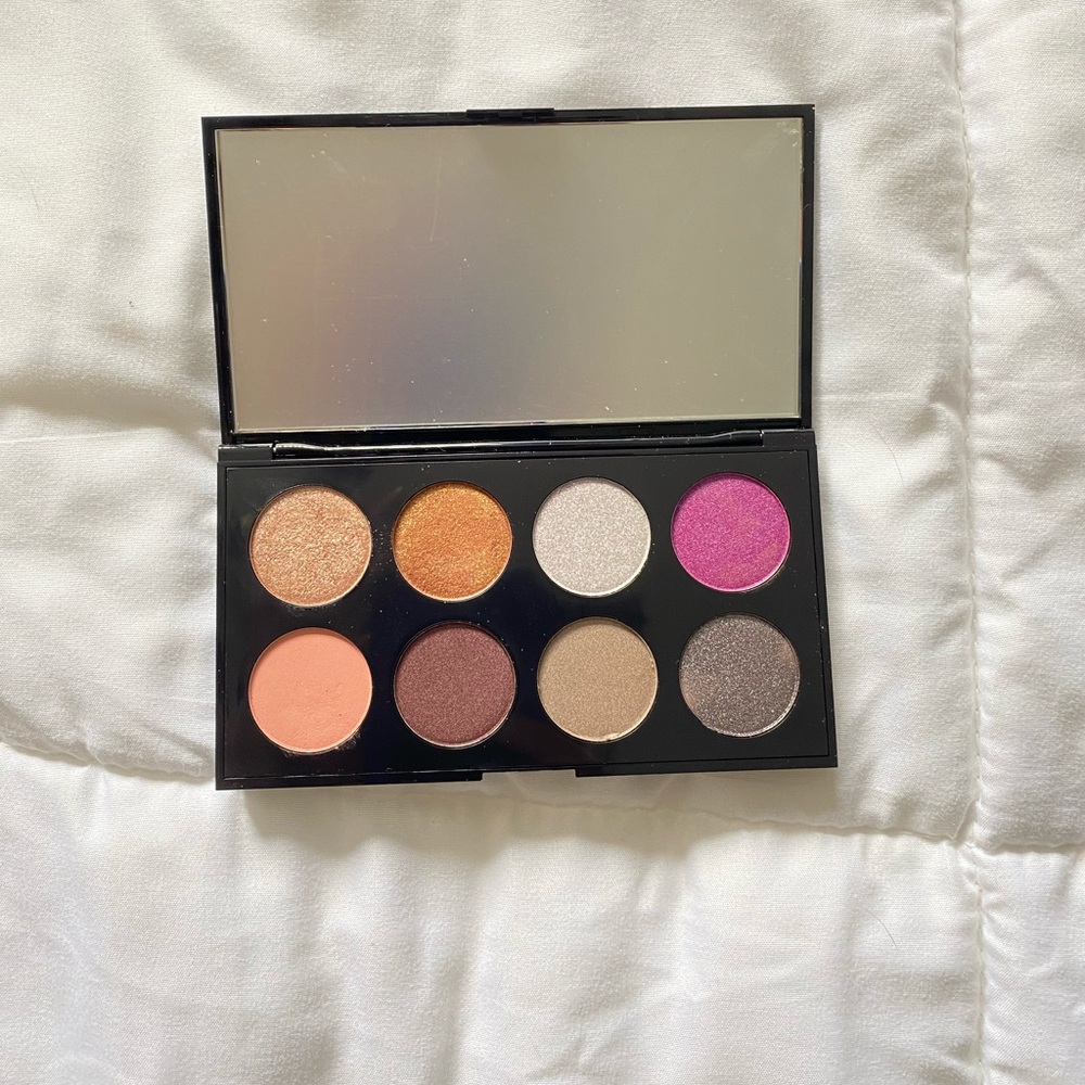 “That’s so Betty” eyeshadow palette! Never used!